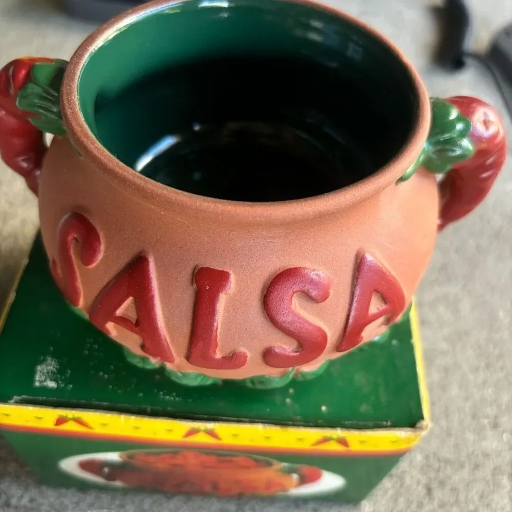 Giftco Chili Pepper Terra Cotta Salsa Pot *New*